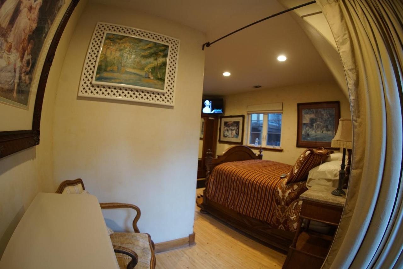 Fleur De Lac Europeran Inn Lake Arrowhead Exterior photo