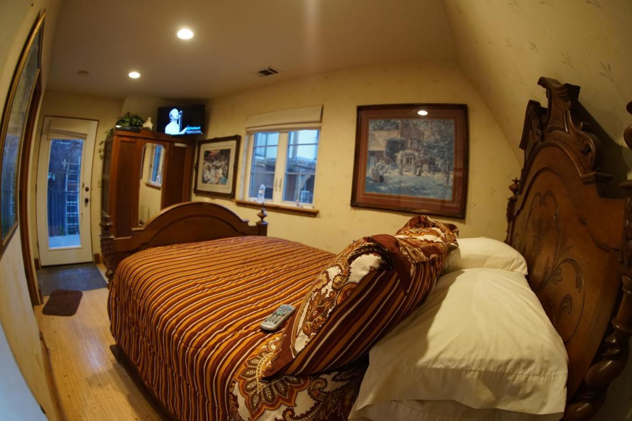 Fleur De Lac Europeran Inn Lake Arrowhead Exterior photo