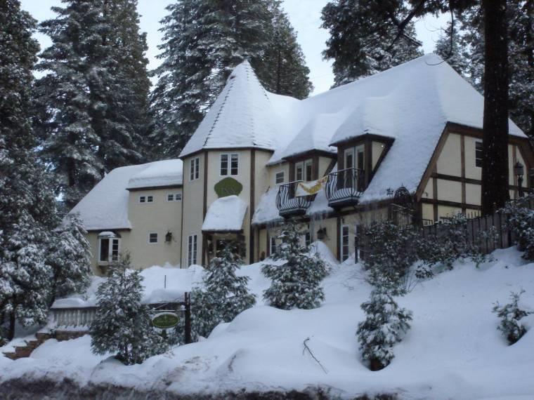 Fleur De Lac Europeran Inn Lake Arrowhead Exterior photo